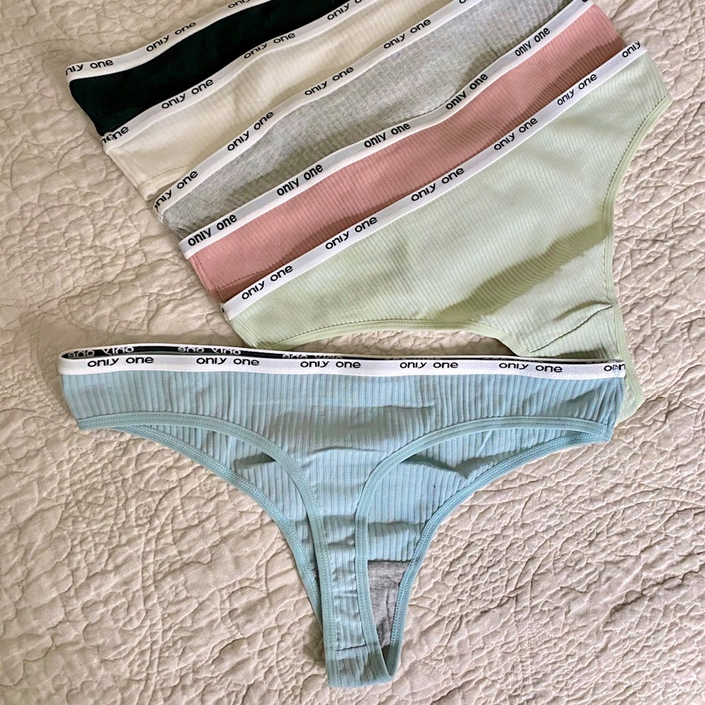 New 6-pack mid-rise cotton/spandex SHEIN thongs 1X